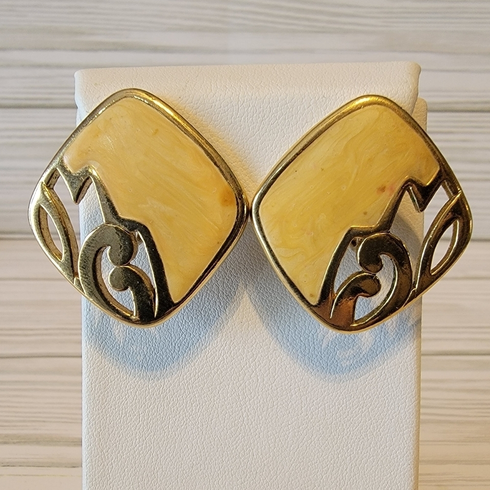 Vintage Oversized Gold Tone Abstract Cutout Clip On Statement Earrings